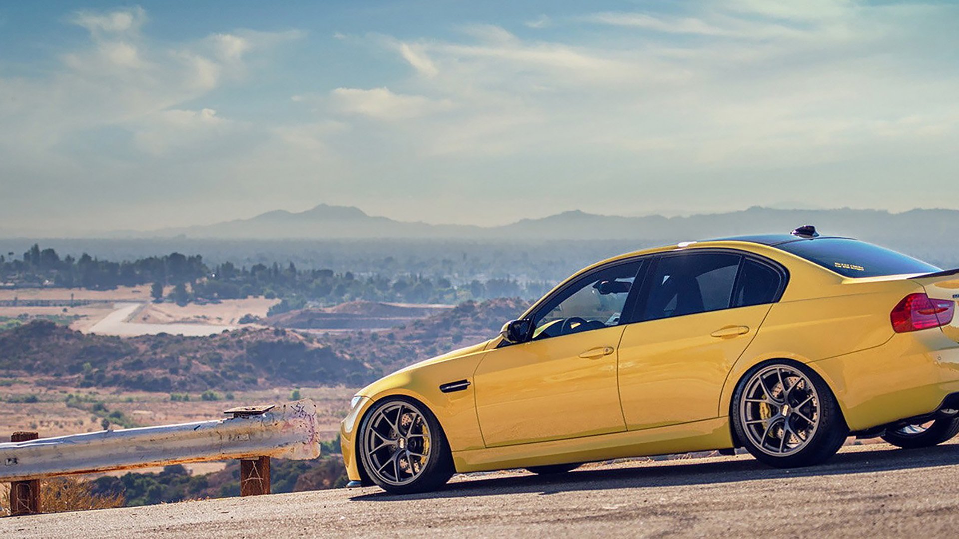 设施保障：场馆改造完成，坚持节俭环保，场馆设施是什么意思