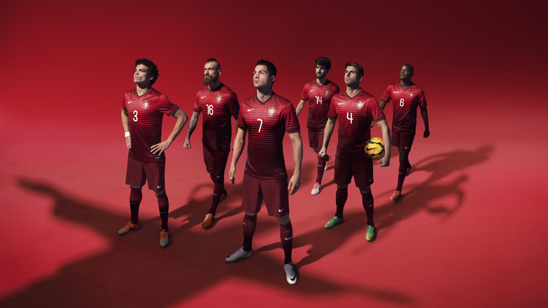 金融创新助力中国足球经济快速增长，中国足球经济效益